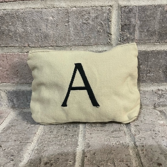 COSMETIC Bag - Picture 1 of 5